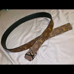 Men’s Louis Vuitton reversible belt